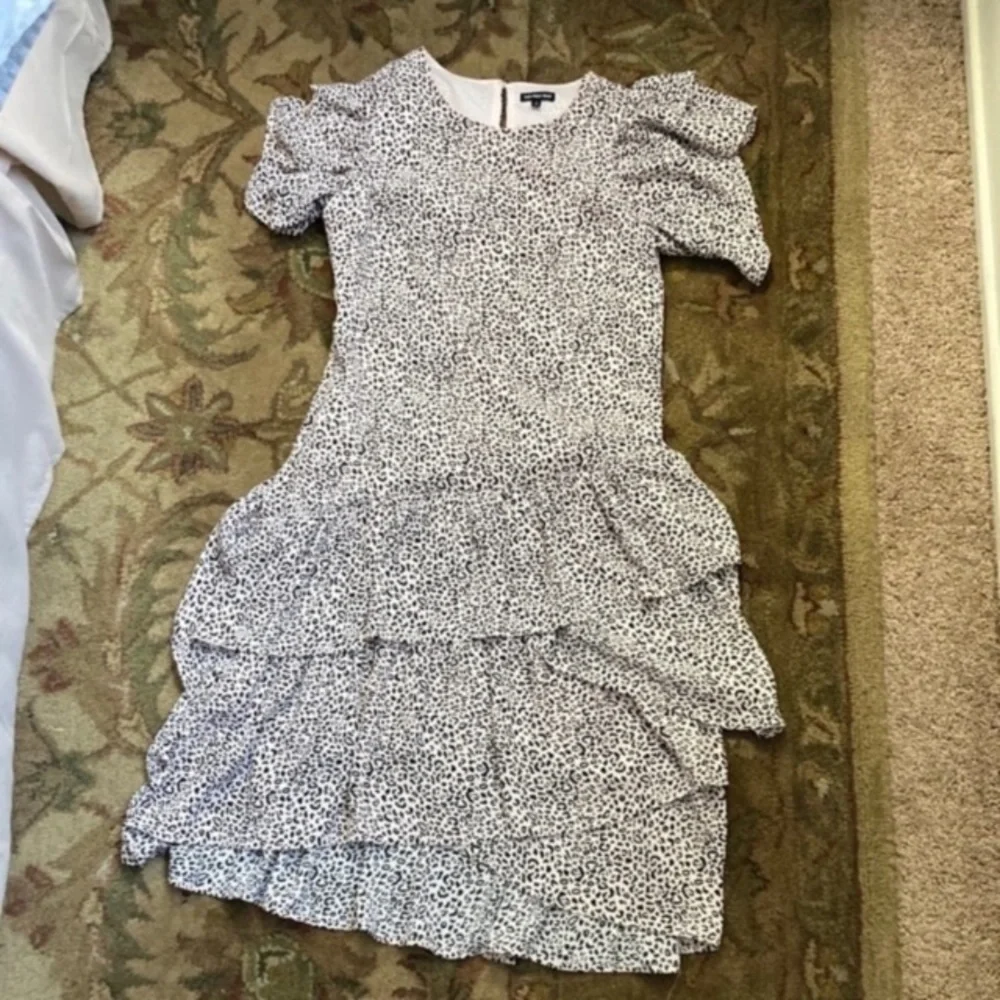 Who What Wear Ruffle Leopard Dress š - Picture 2 of 11